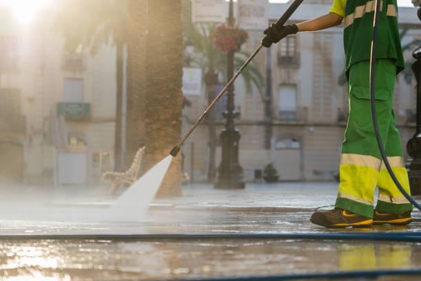 Best Commercial Pressure Washing  in Madisonville, LA